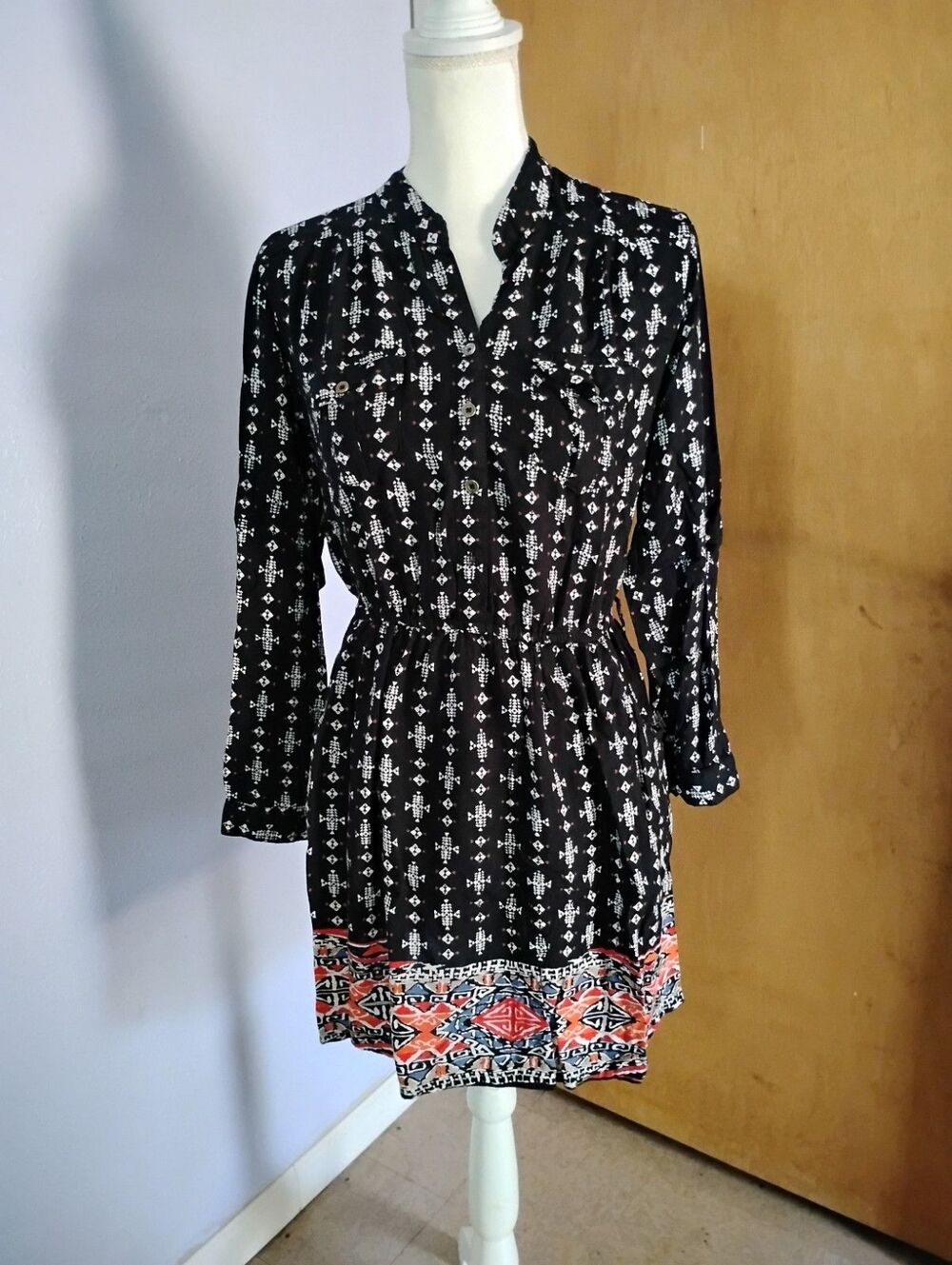 Angie Black Boho Vibrant Tribal Boarder Hem Long Sleeve Mini Dress Size Medium